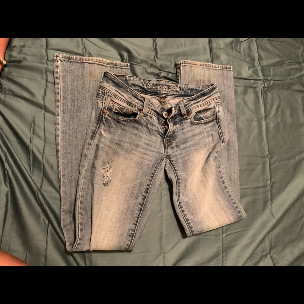 Tight fitting ae jeans